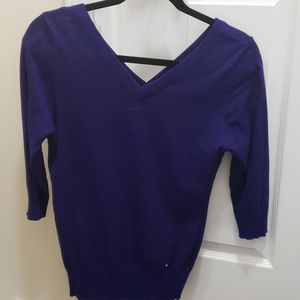 Calvin Klein 3/4 sleeve V-neck top purple Medium